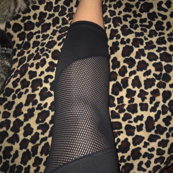 Mesh Capri - Picture 2 of 2